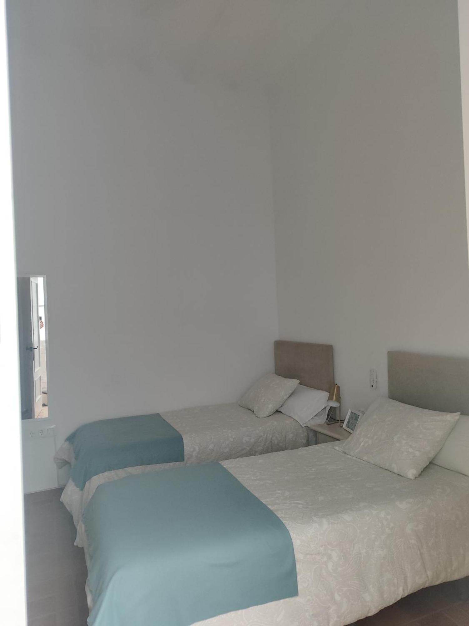 Estreno Centro Y Playa Cadiz Apartment Exterior foto